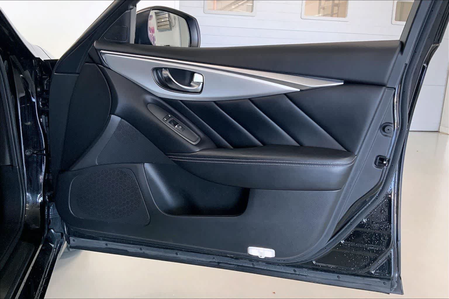 Used 2020 INFINITI Q50 Luxe AWD/4WD image 25