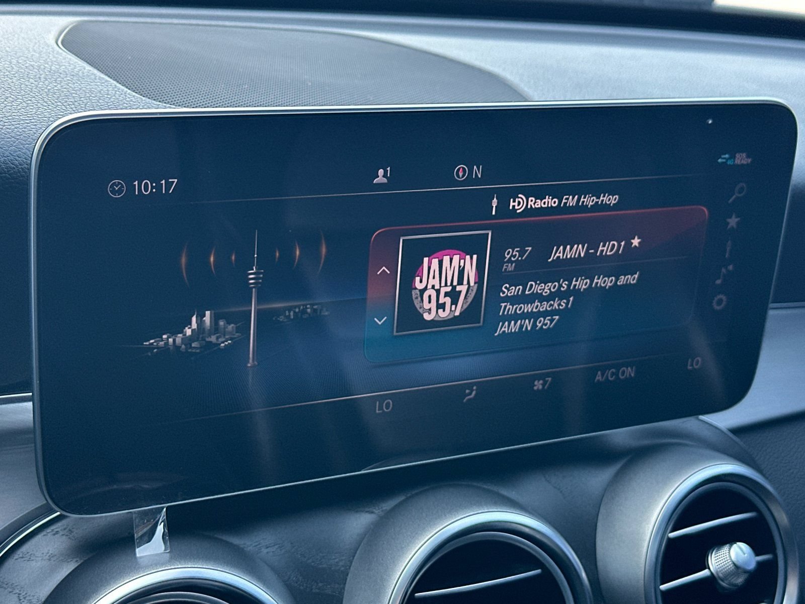Used 2019 Mercedes-Benz C 300 Sedan image 17