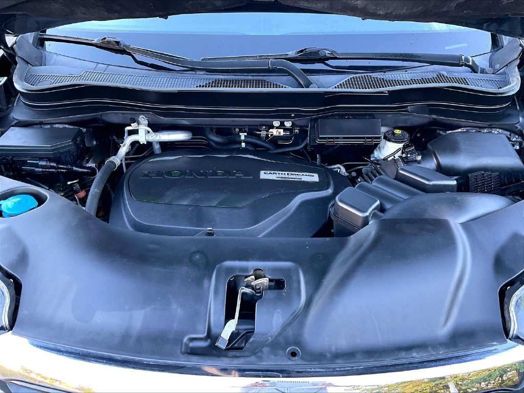 Used 2018 Honda Pilot LX image 30