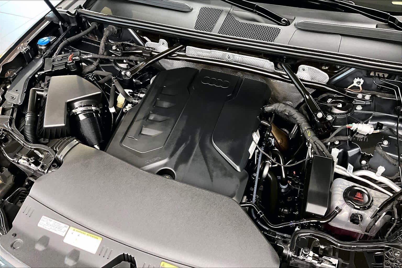 Certified 2025 Audi Q5 Prestige AWD/4WD image 31