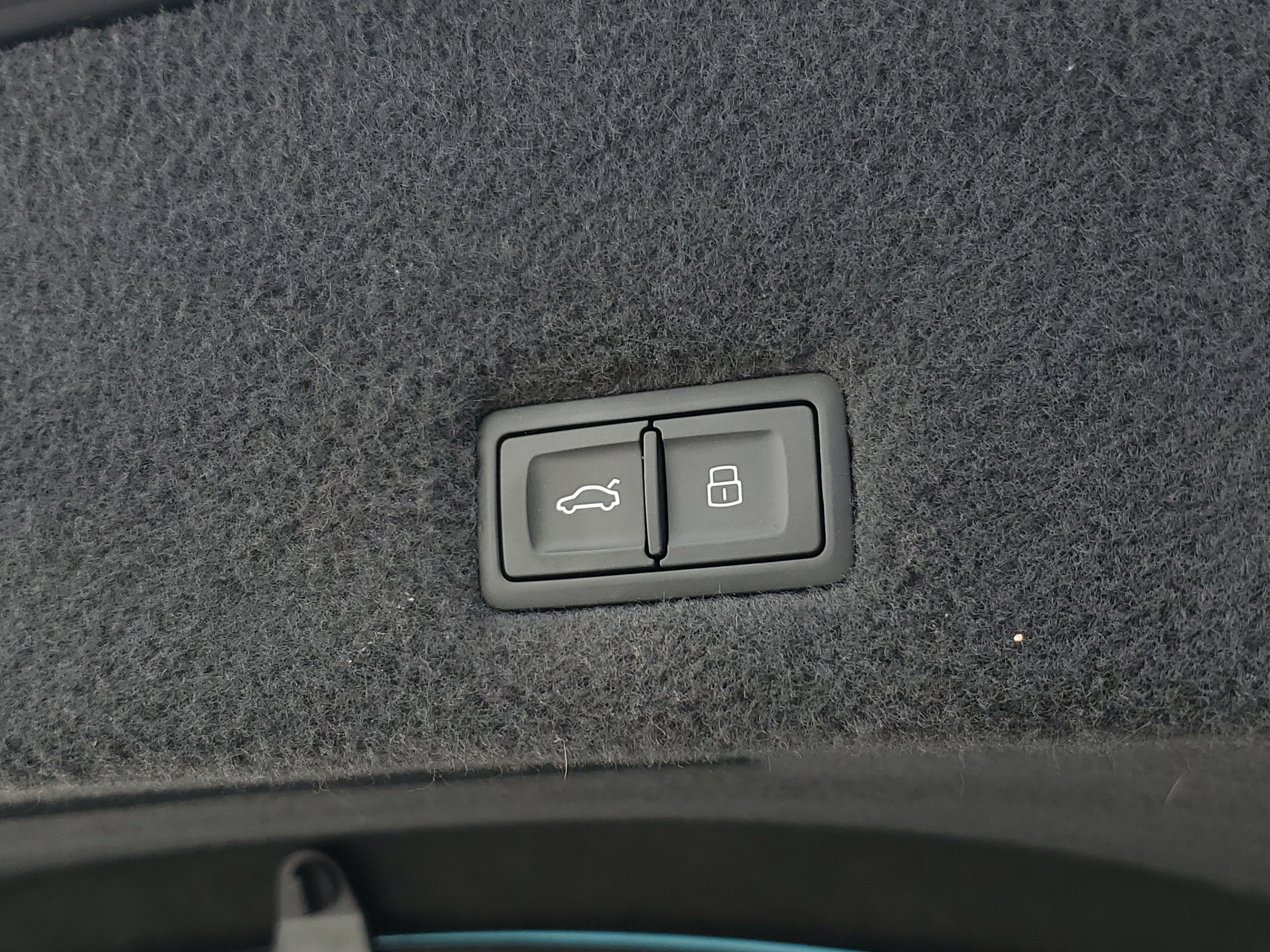 Used 2021 Lamborghini Urus image 12