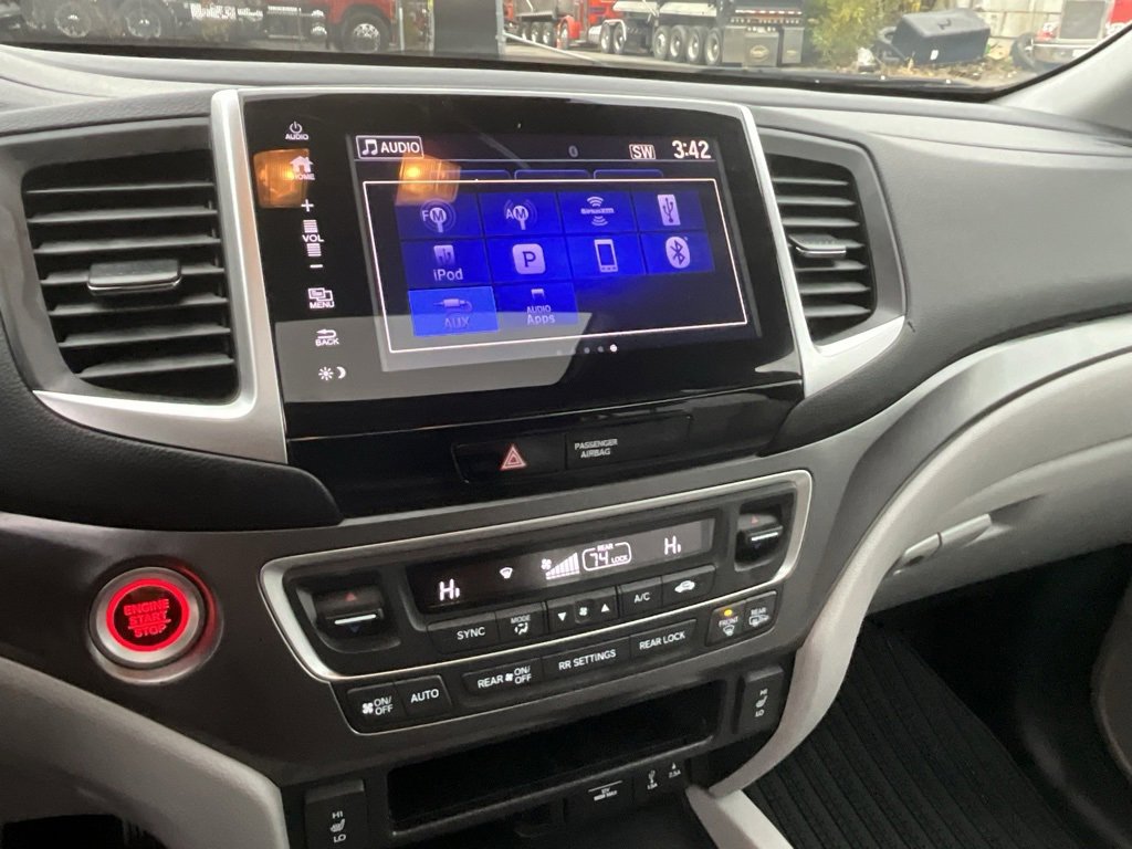 Used 2017 Honda Pilot EX-L image 17