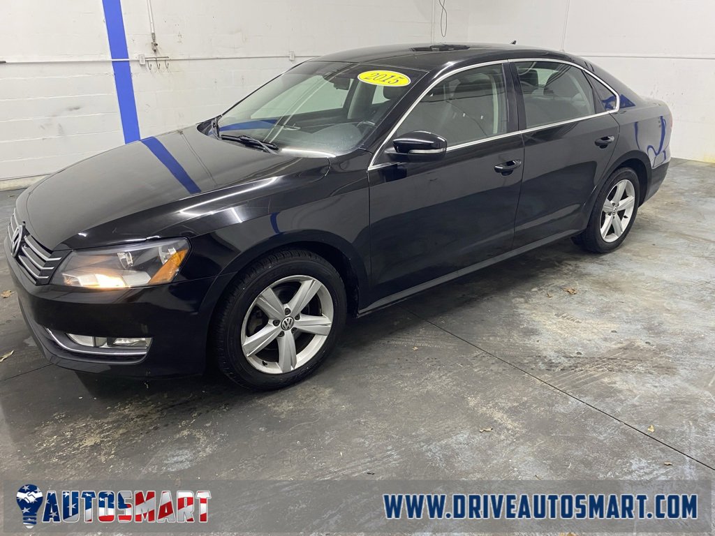 Used 2015 Volkswagen Passat 1.8T Limited Edition image 7