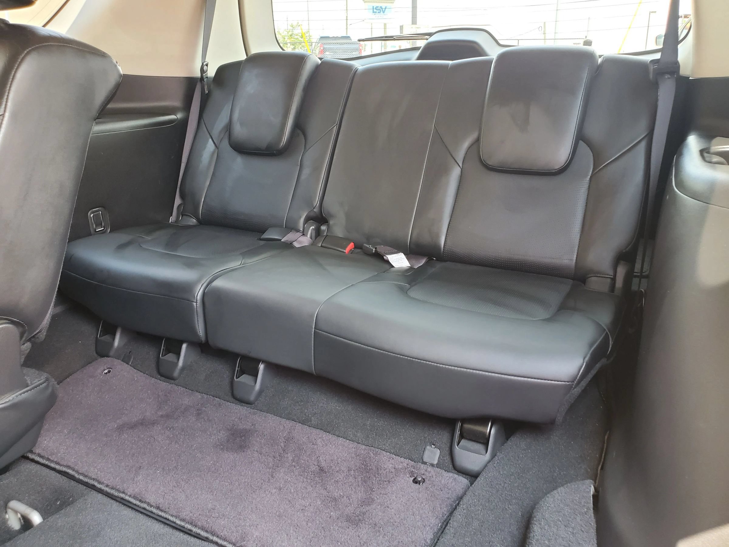 Used 2014 INFINITI QX80 4WD w/ Theater Package image 5