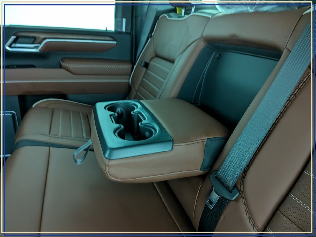 New 2026 GMC Sierra 3500 Denali Ultimate AWD/4WD image 32