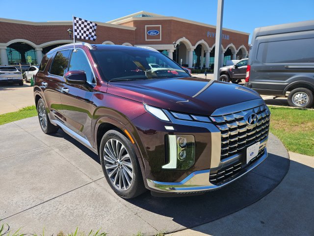 Used 2024 Hyundai Palisade Calligraphy AWD/4WD image 2