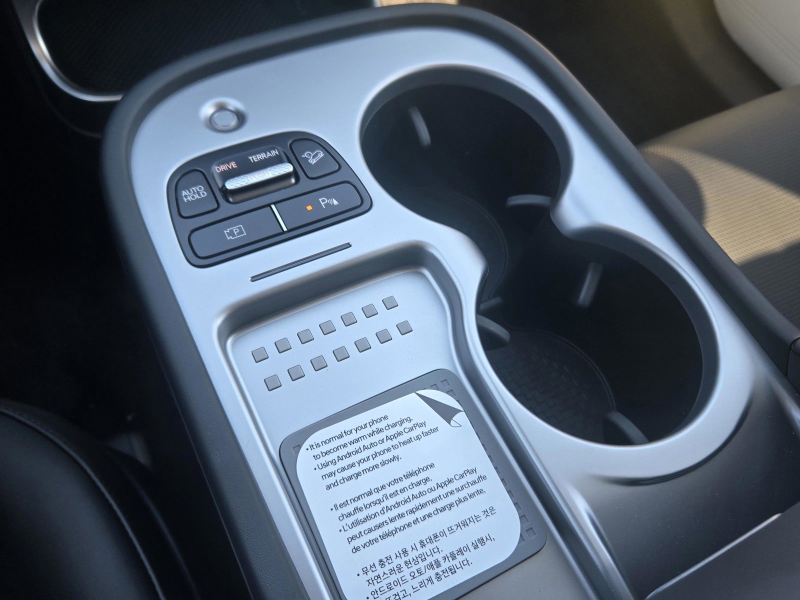 New 2026 Hyundai Ioniq 9 Calligraphy image 17