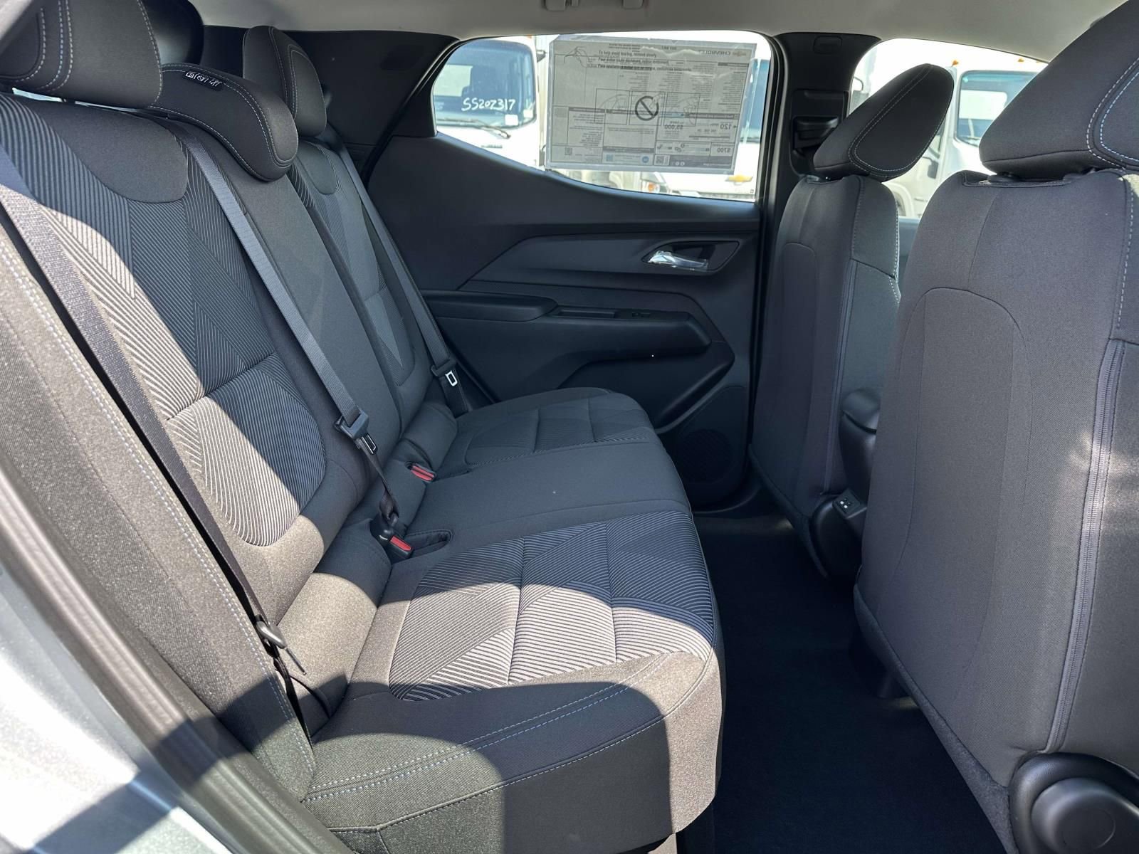 New 2027 Chevrolet Bolt LT w/ Comfort Package FWD image 23