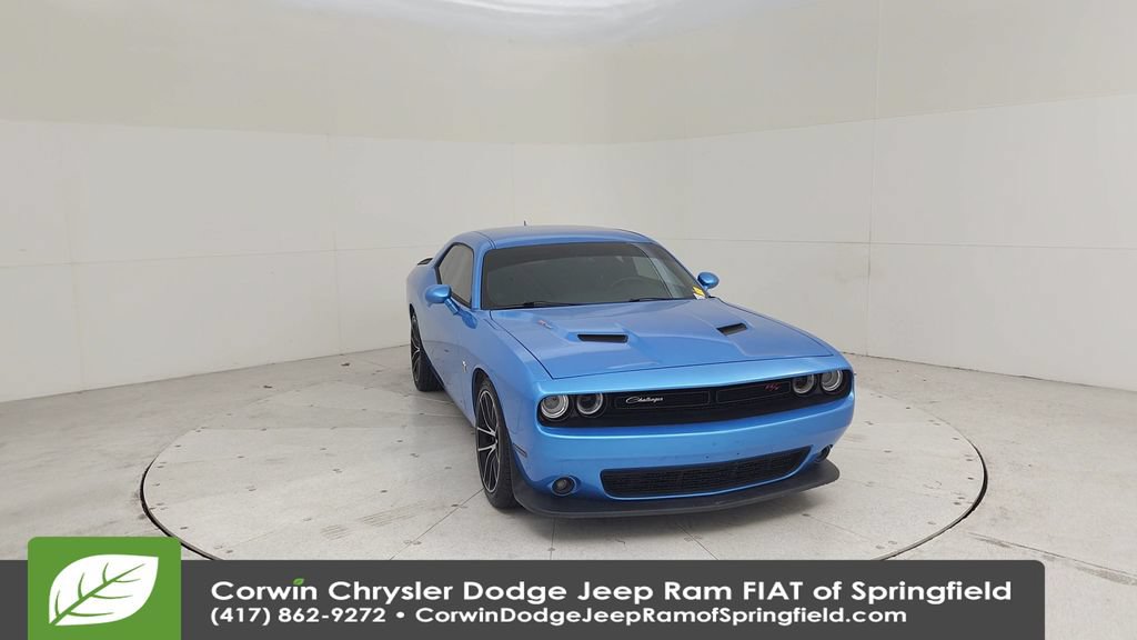 Certified 2016 Dodge Challenger R/T Scat Pack w/ Leather Interior Group RWD image 4
