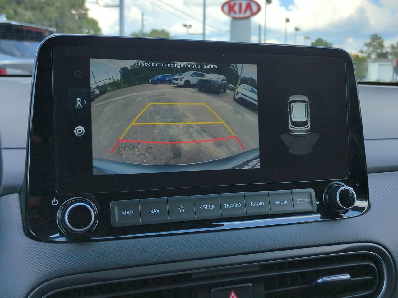 Used 2022 Hyundai Kona Limited FWD image 21