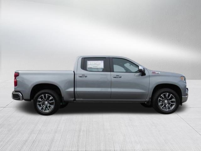 New 2024 Chevrolet Silverado 1500 Custom Trail Boss w/ LPO, Dark Essentials Package image 2