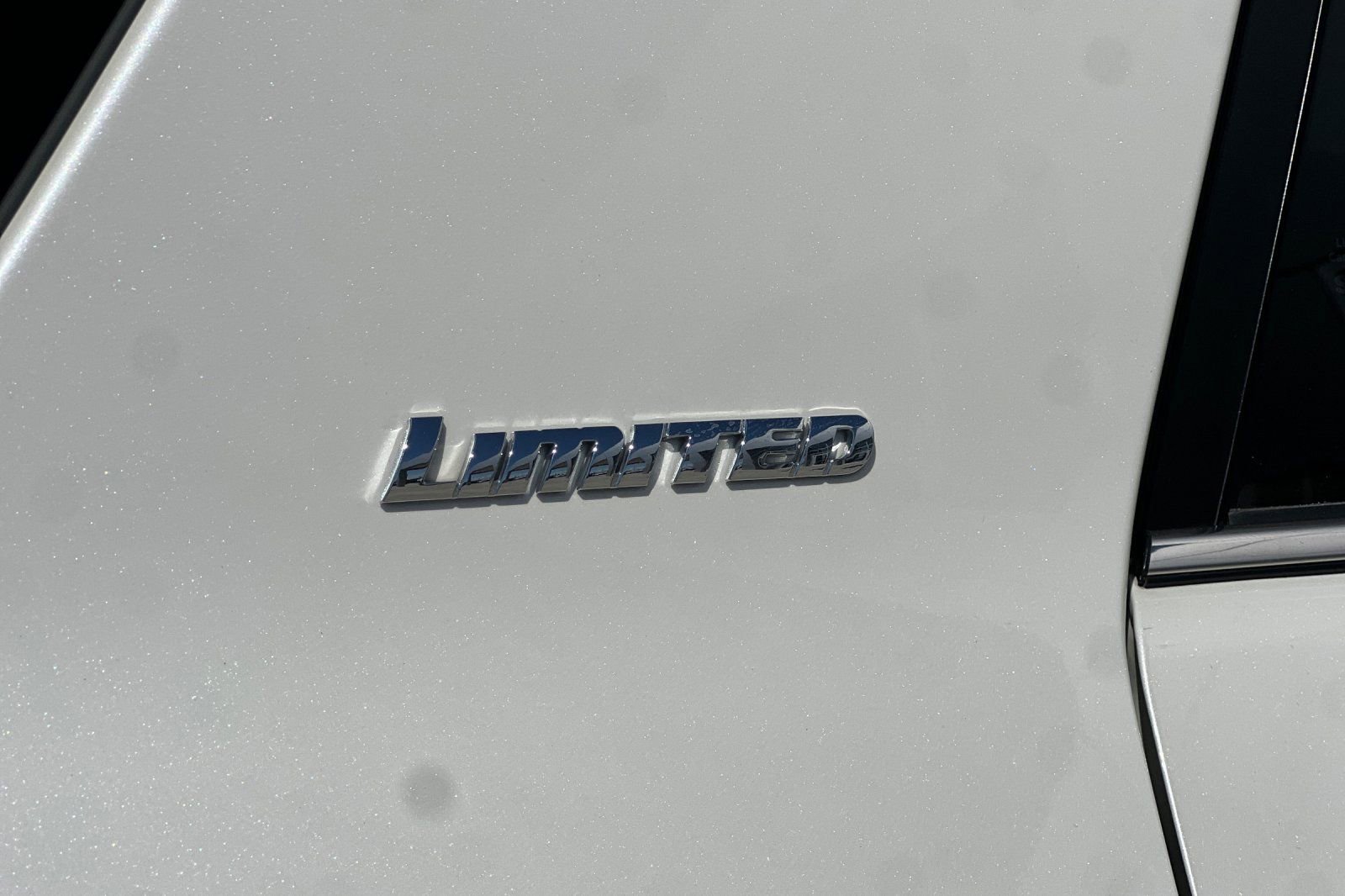 Used 2019 Toyota 4Runner Limited AWD/4WD image 23