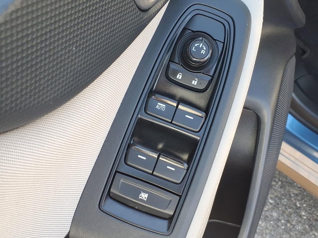 Used 2021 Subaru Forester AWD/4WD image 13