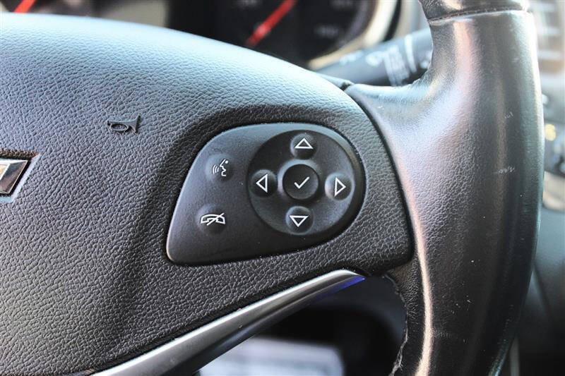 Used 2019 Chevrolet Impala Premier FWD image 17