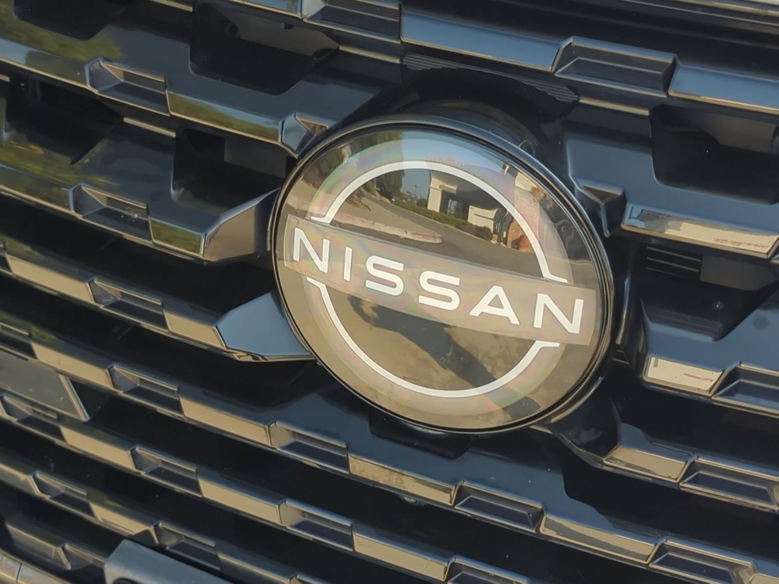 Used 2023 Nissan Kicks SR w/ SR Premium Package image 13