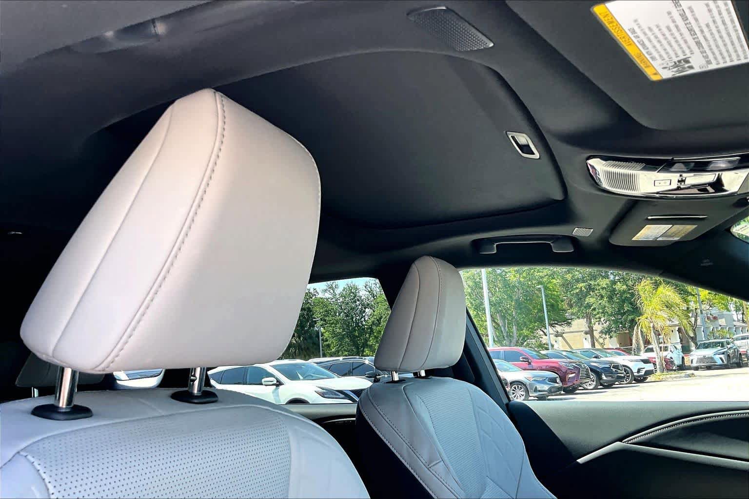 Used 2025 Lexus RX 350 Premium Plus w/ Convenience Package FWD image 14