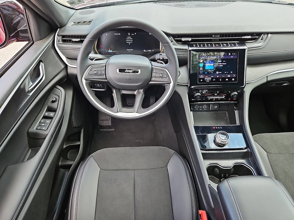 Certified 2025 Jeep Grand Cherokee L Altitude AWD/4WD image 11