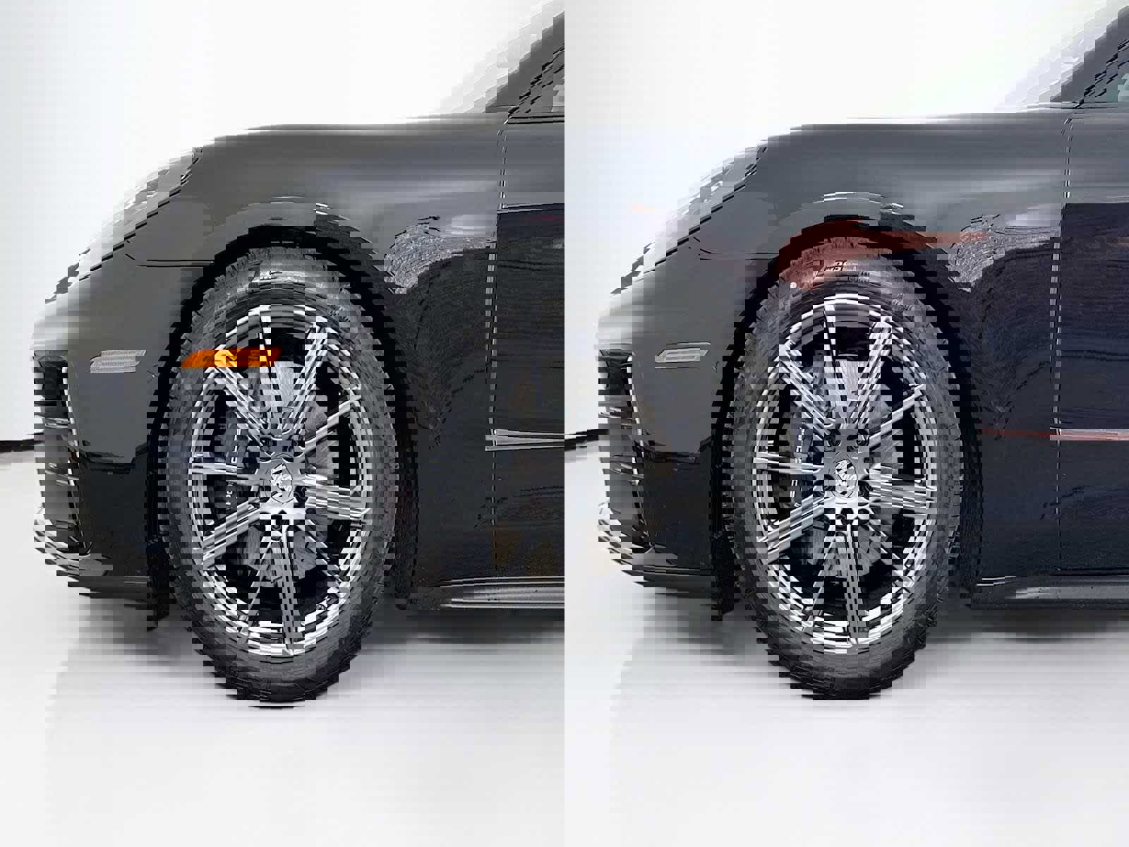 New 2025 Porsche Panamera 4 image 24