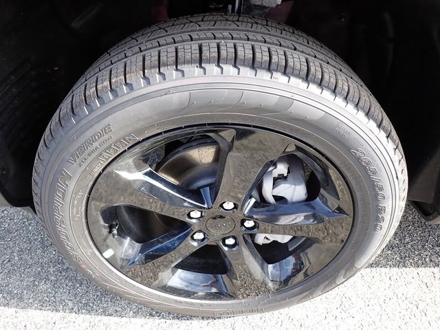 New 2025 Jeep Grand Cherokee Limited w/ Black Appearance Package image 11