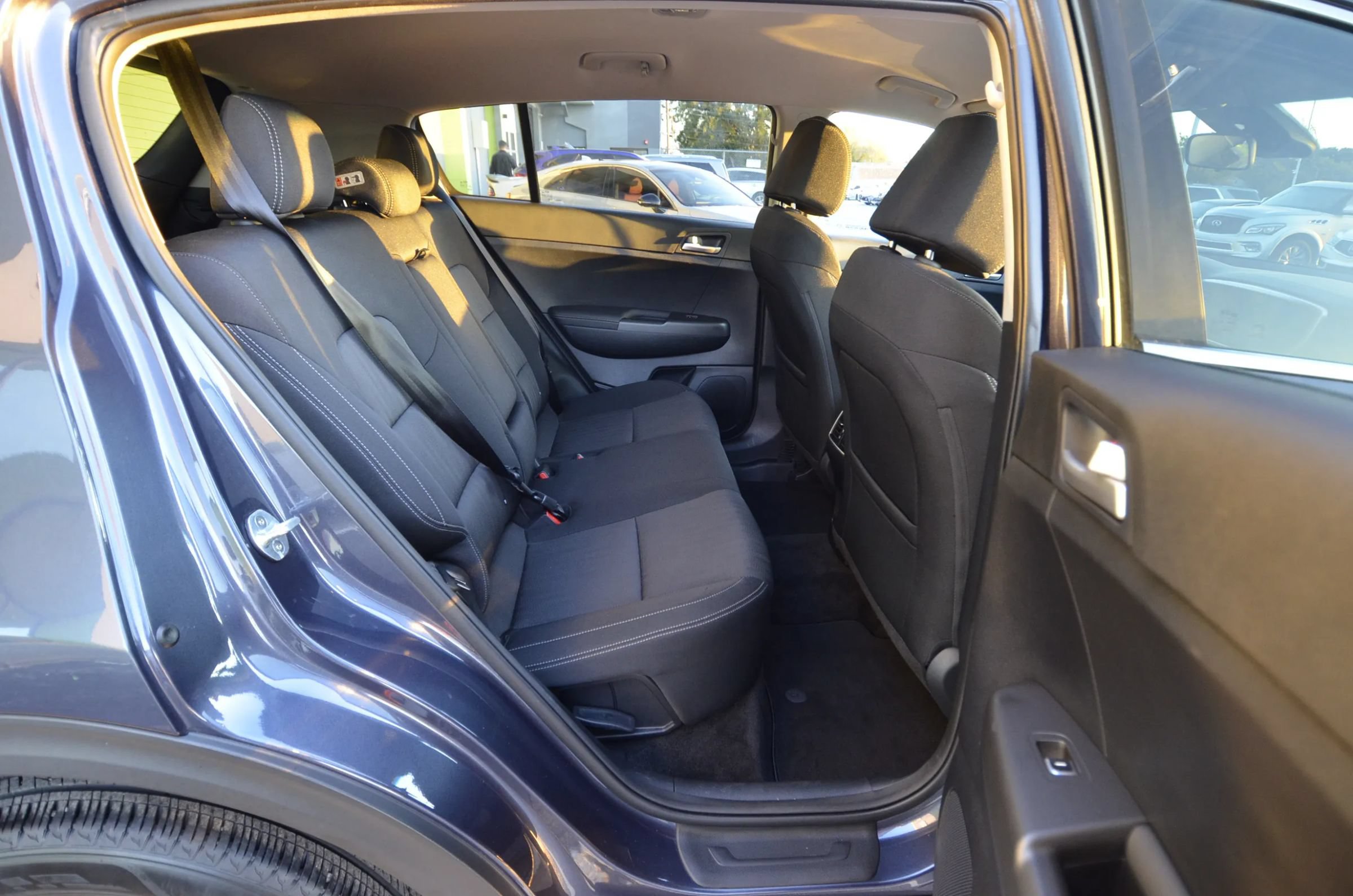 Used 2020 Kia Sportage LX AWD/4WD image 24