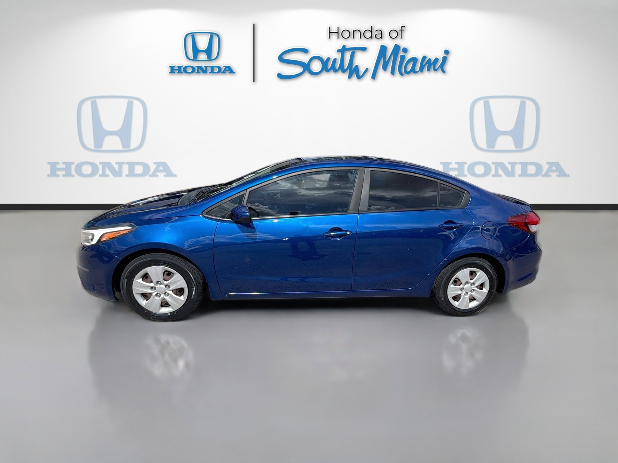 Used 2018 Kia Forte LX w/ LX Rear Camera Package FWD image 4