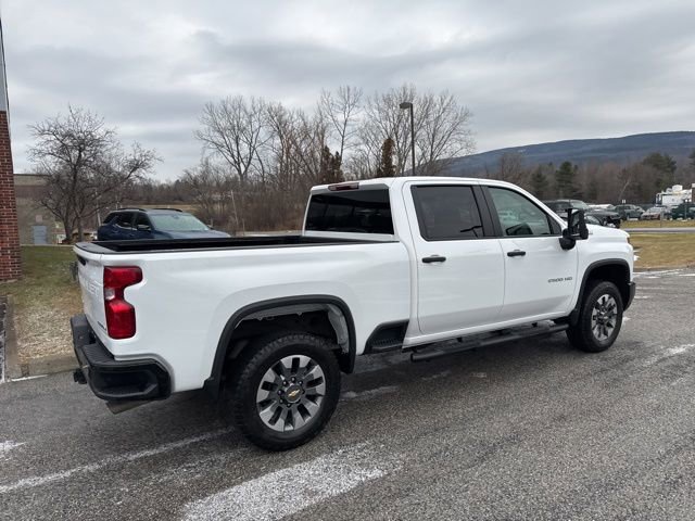 Used 2025 Chevrolet Silverado 2500 Custom w/ Custom Value Package image 11