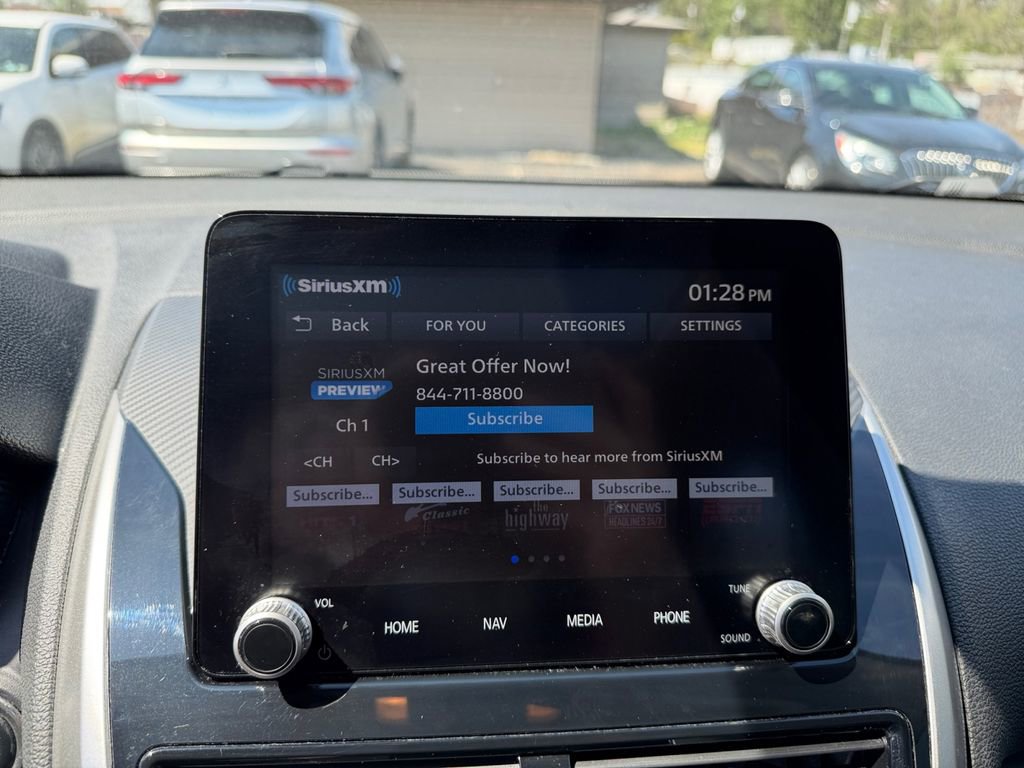 Used 2023 Mitsubishi Eclipse Cross SE image 17