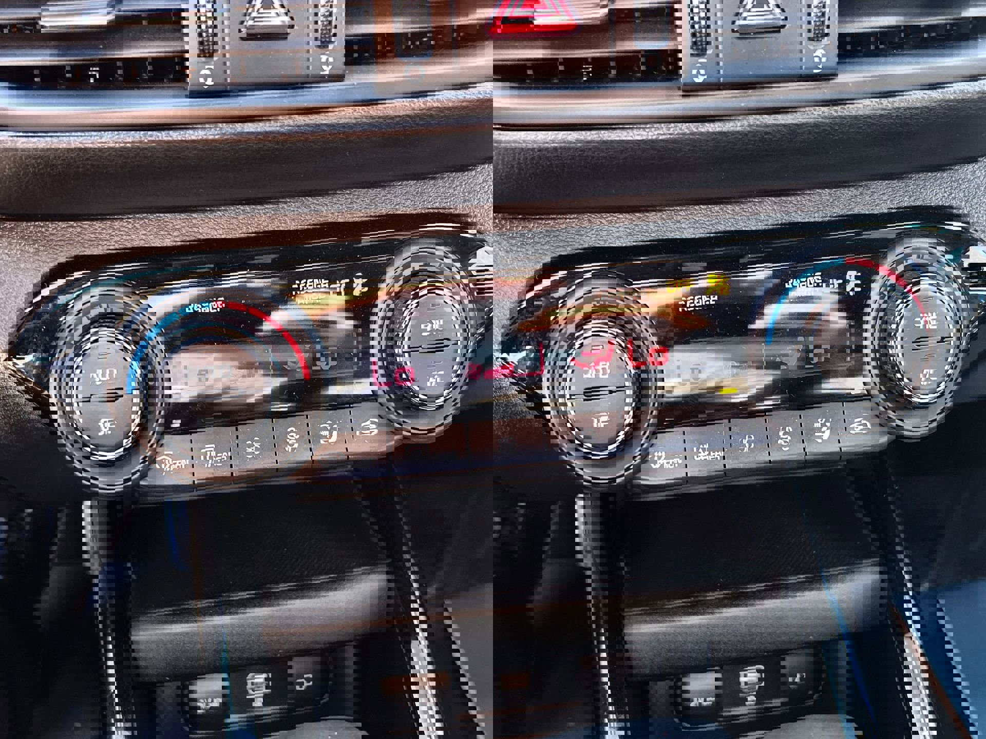 Used 2023 Kia Forte GT-Line w/ GT-Line Technology Package image 16