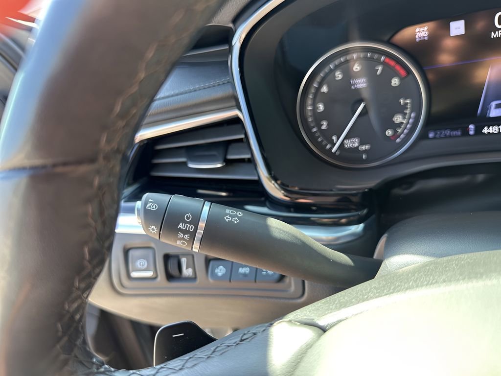 Certified 2023 Cadillac XT6 Premium Luxury w/ Technology Package image 31