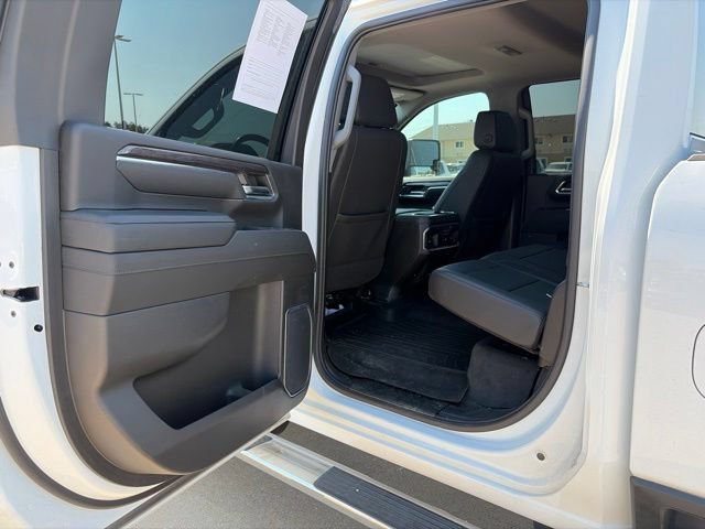 Used 2024 Chevrolet Silverado 2500 LTZ w/ LTZ Plus Package AWD/4WD image 18