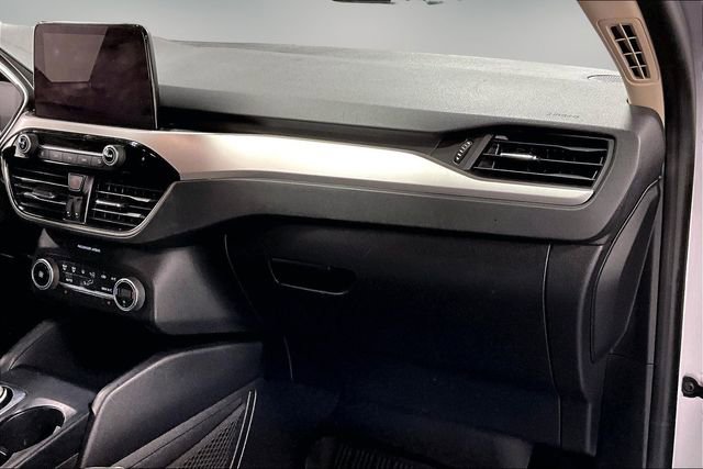 Used 2020 Ford Escape SE image 23