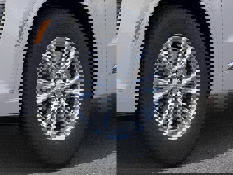 New 2025 Cadillac XT6 Luxury image 9