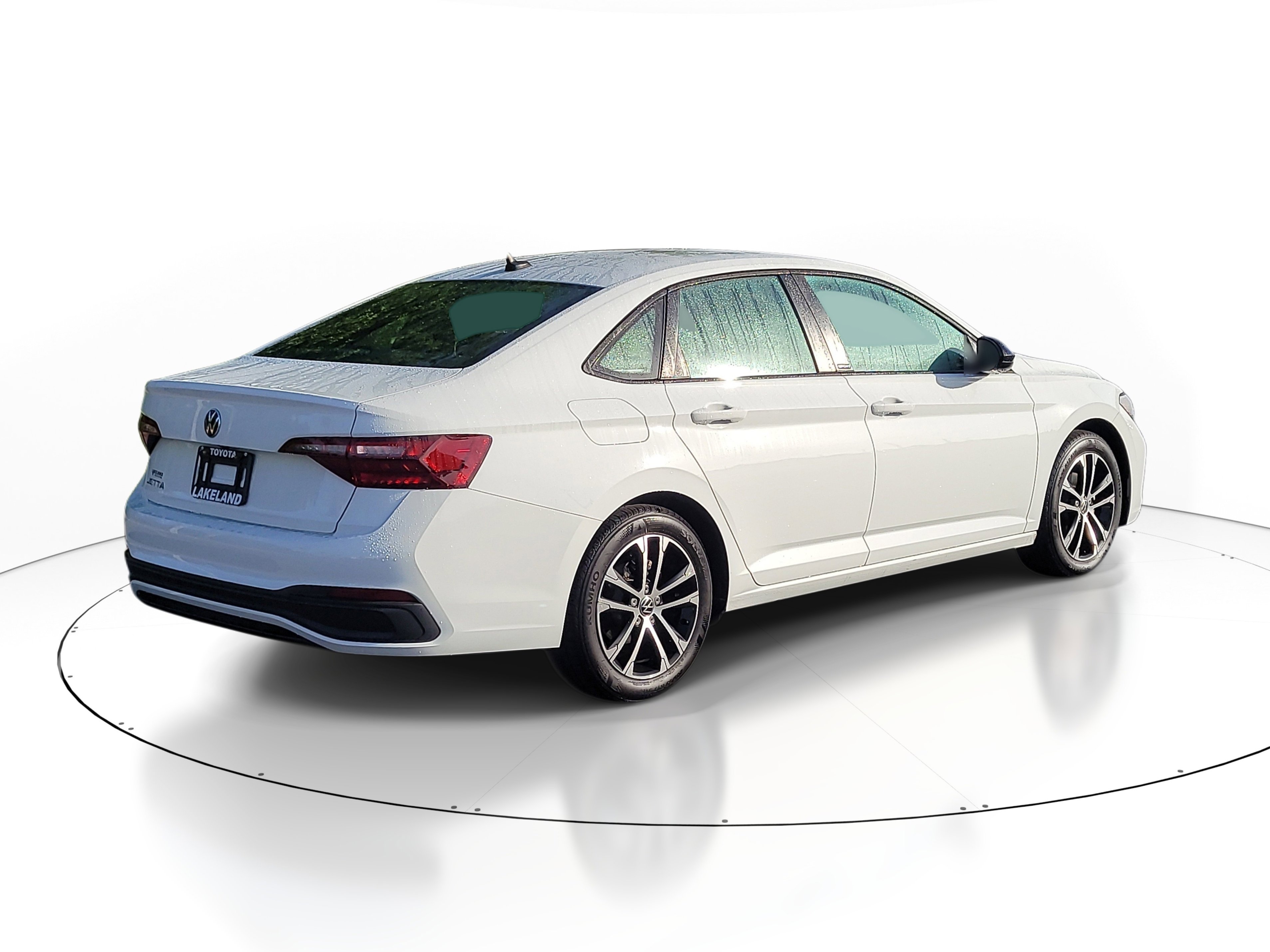 Used 2023 Volkswagen Jetta Sport image 7