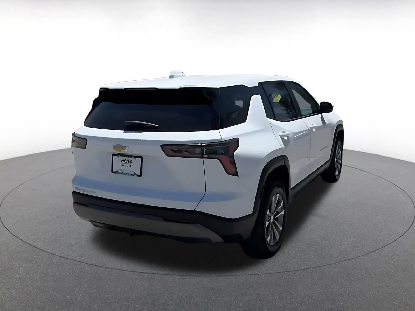 Used 2025 Chevrolet Equinox LT AWD/4WD image 13