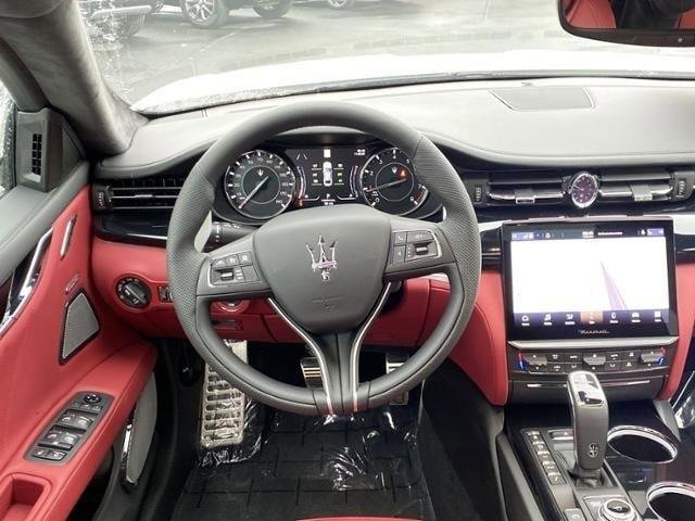 New 2022 Maserati Quattroporte Modena image 9
