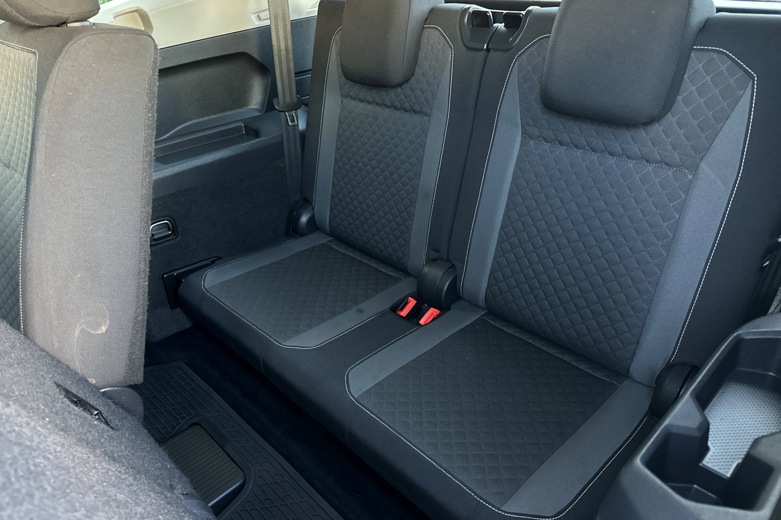 Used 2021 Volkswagen Tiguan S image 15