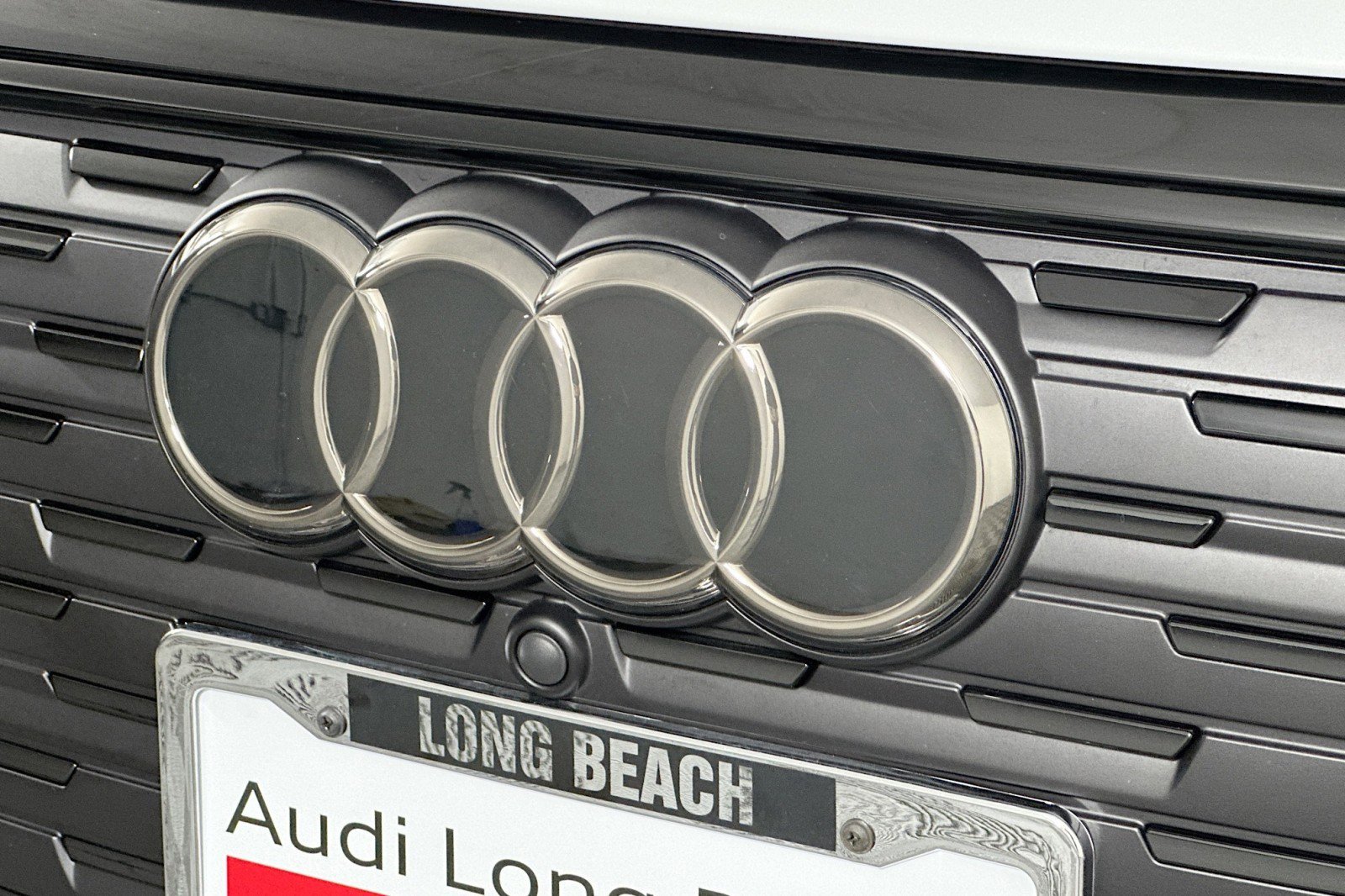 Used 2025 Audi Q4 e-tron Premium Plus w/ Premium Plus AWD/4WD image 15