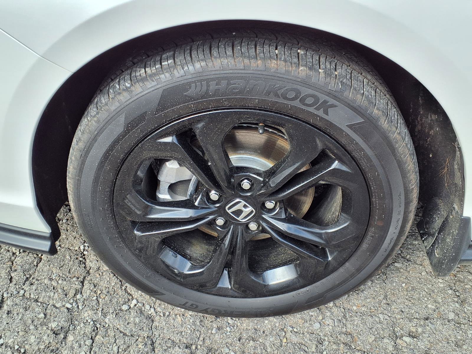 Used 2025 Honda Accord SE image 18