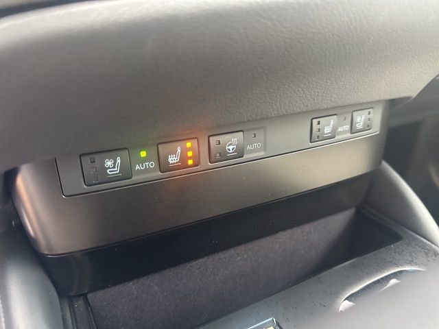 Used 2025 Lexus ES 350 350 w/ Premium Package image 18