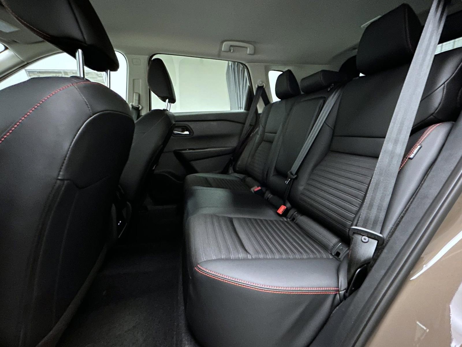 New 2026 Nissan Rogue SV image 12