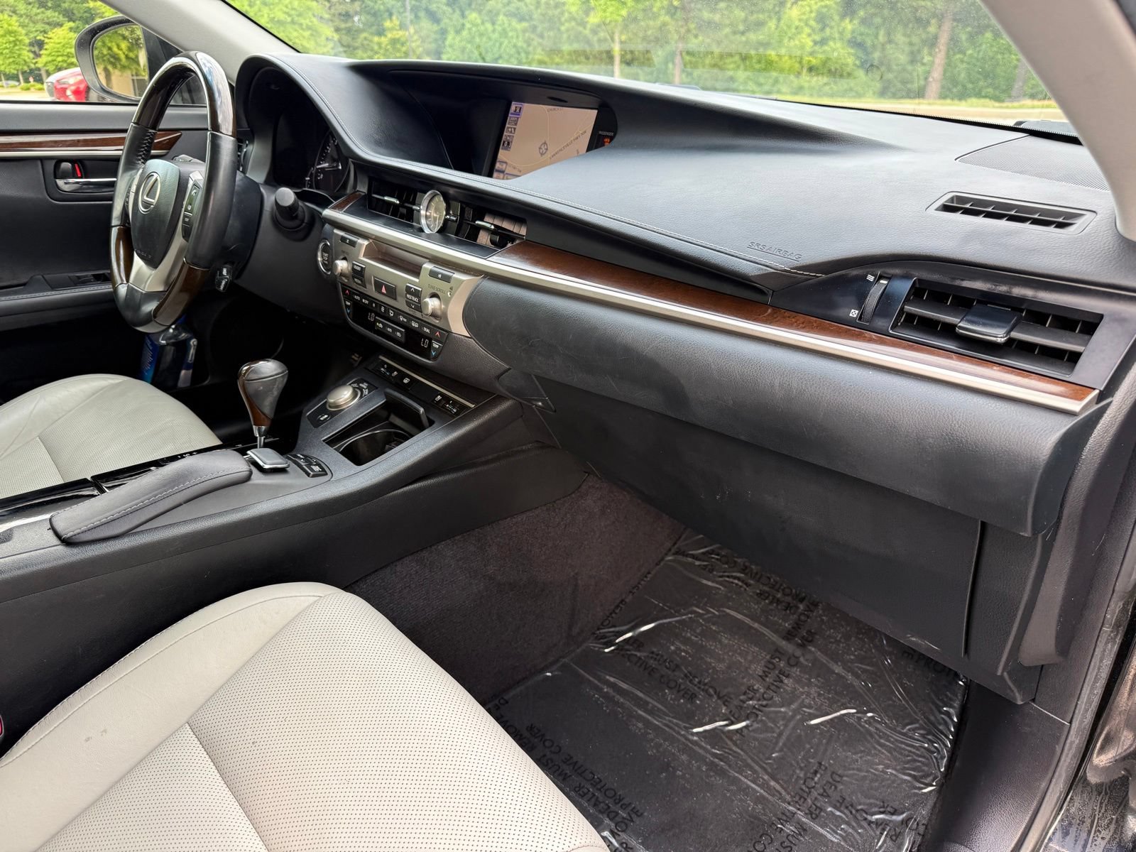 Used 2014 Lexus ES 350 w/ Luxury Package FWD image 23