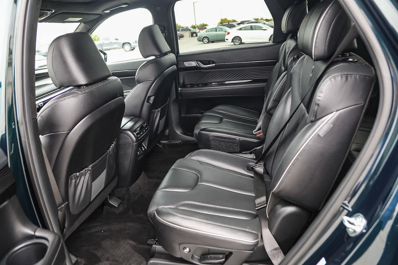 Used 2025 Hyundai Palisade Calligraphy FWD image 17