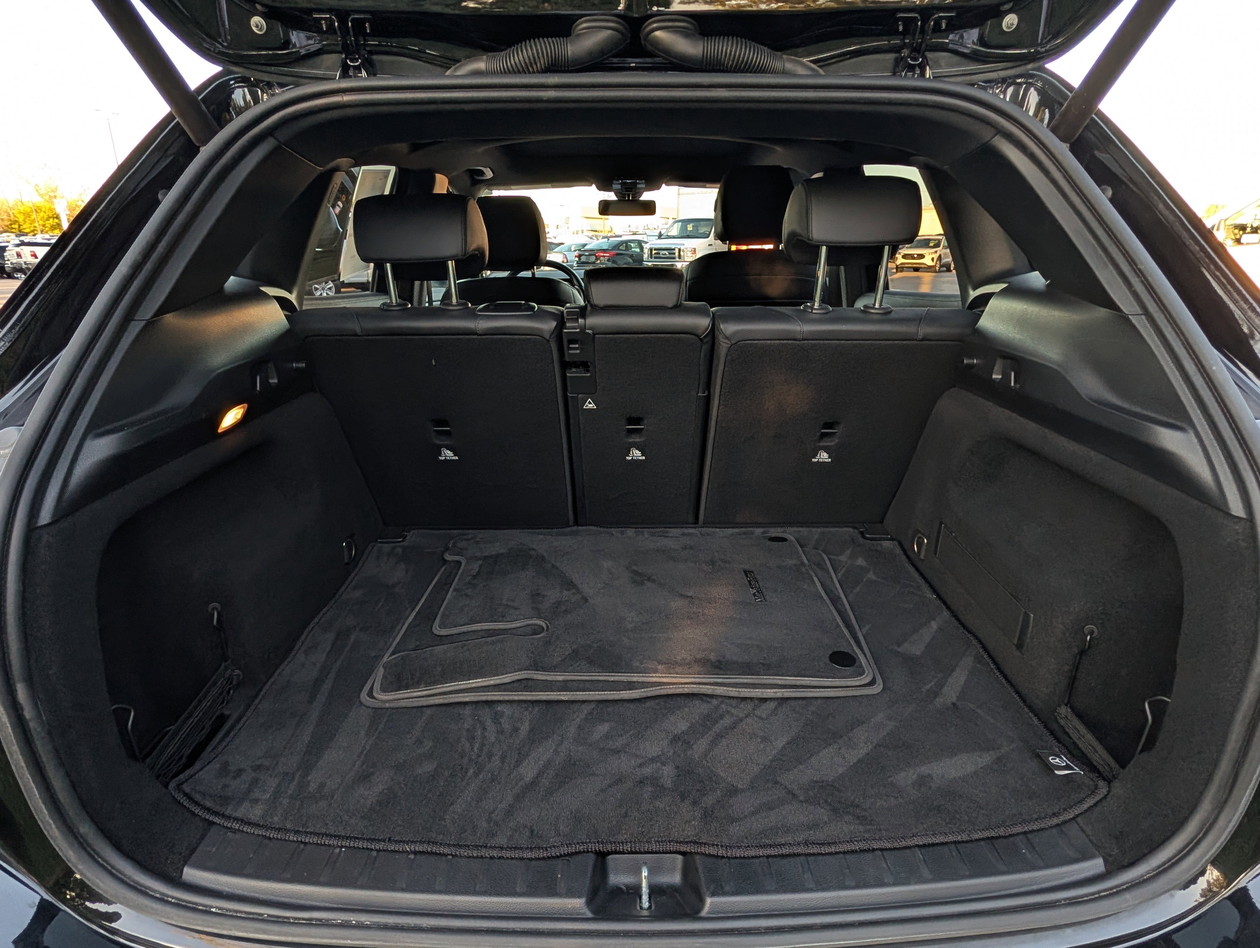 Used 2021 Mercedes-Benz GLA 250 4MATIC image 29