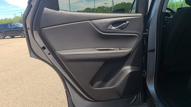 Used 2025 Chevrolet Blazer LT AWD/4WD image 12