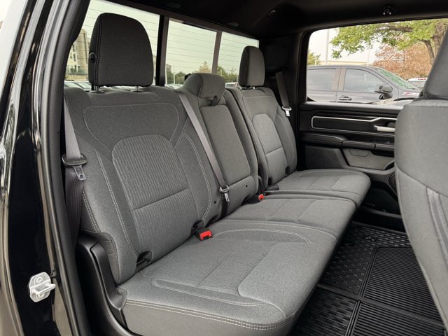 Used 2021 RAM 1500 Big Horn RWD image 29