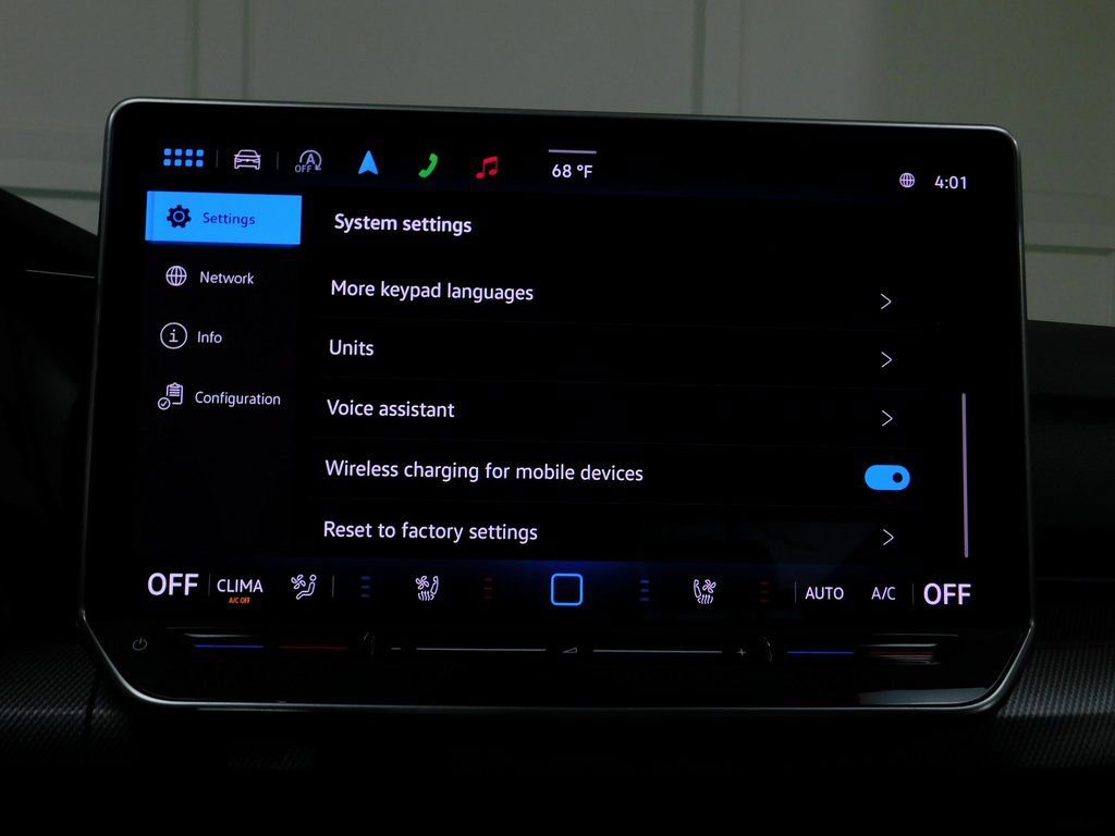 Used 2025 Volkswagen Golf 2.0T image 72