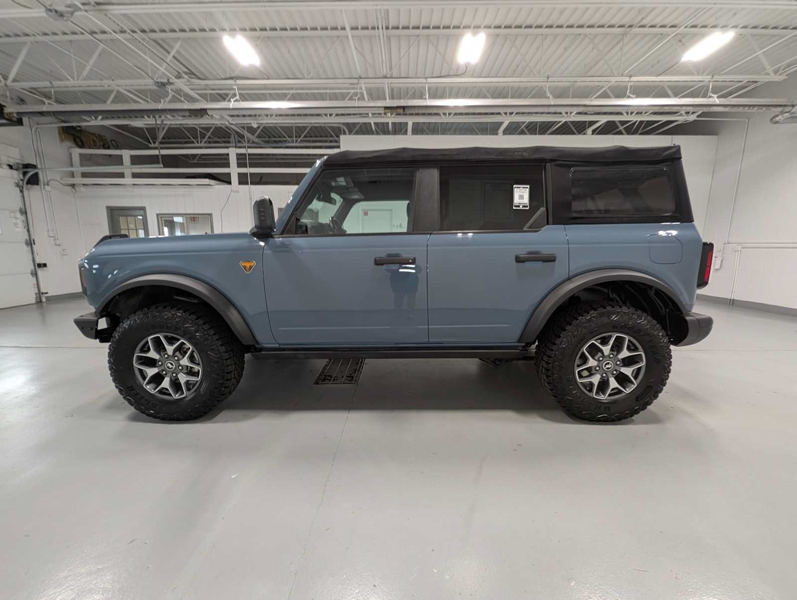 Used 2022 Ford Bronco Badlands AWD/4WD image 11