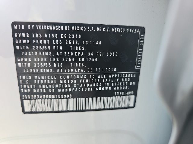 Used 2024 Volkswagen Tiguan SE FWD image 31