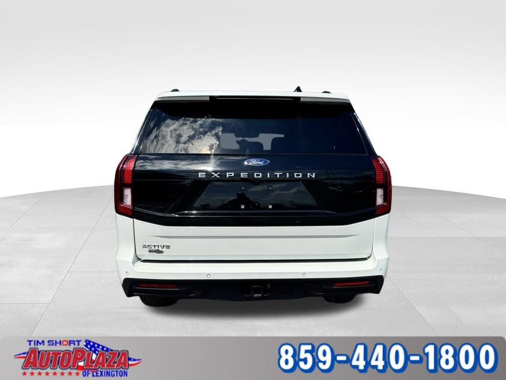 Used 2025 Ford Expedition Active AWD/4WD image 11