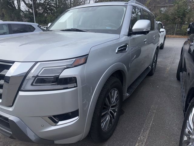 Used 2024 Nissan Armada SL w/ Captain's Chairs Package image 4